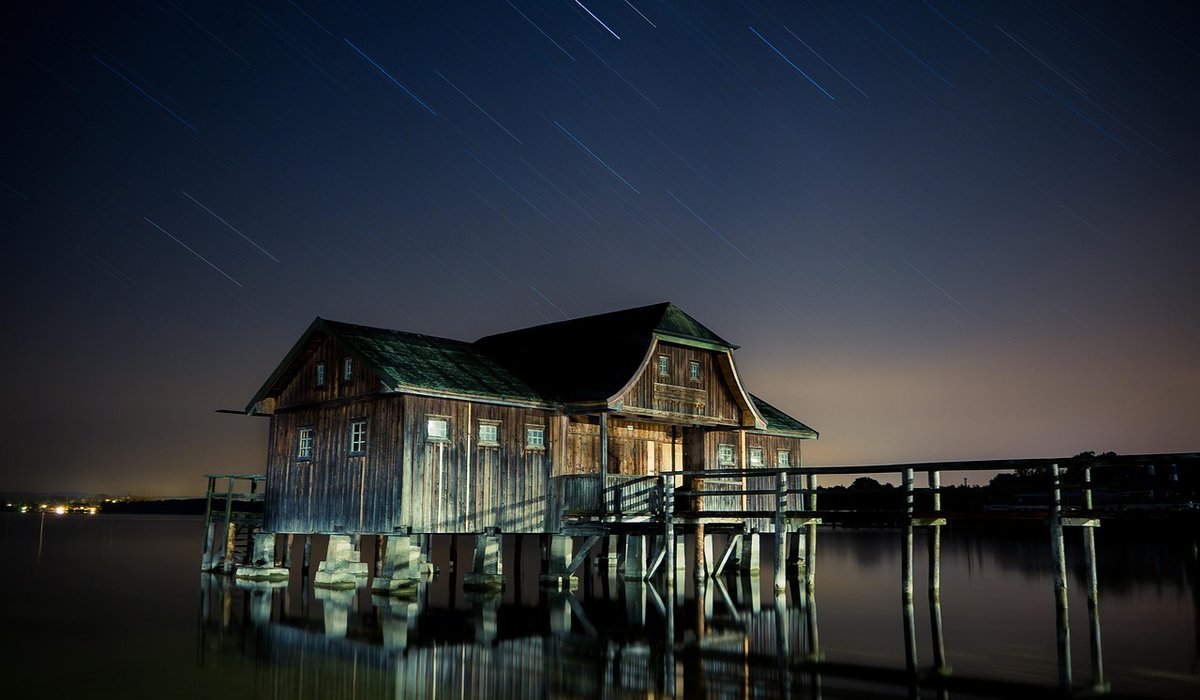 A beginner's guide to cabin timber treatments